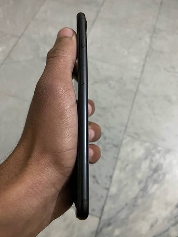 iPhone 7plus 128gb pta approved 5