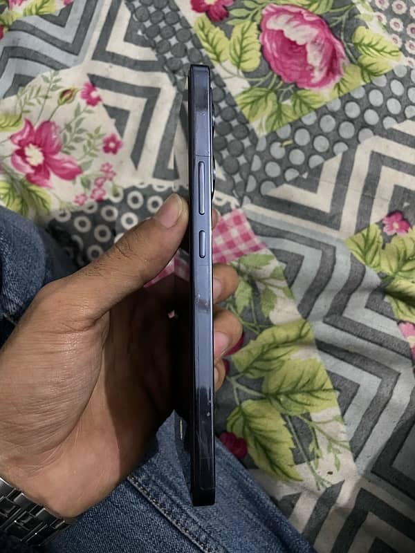 Infinix Note 40 like brand new 4