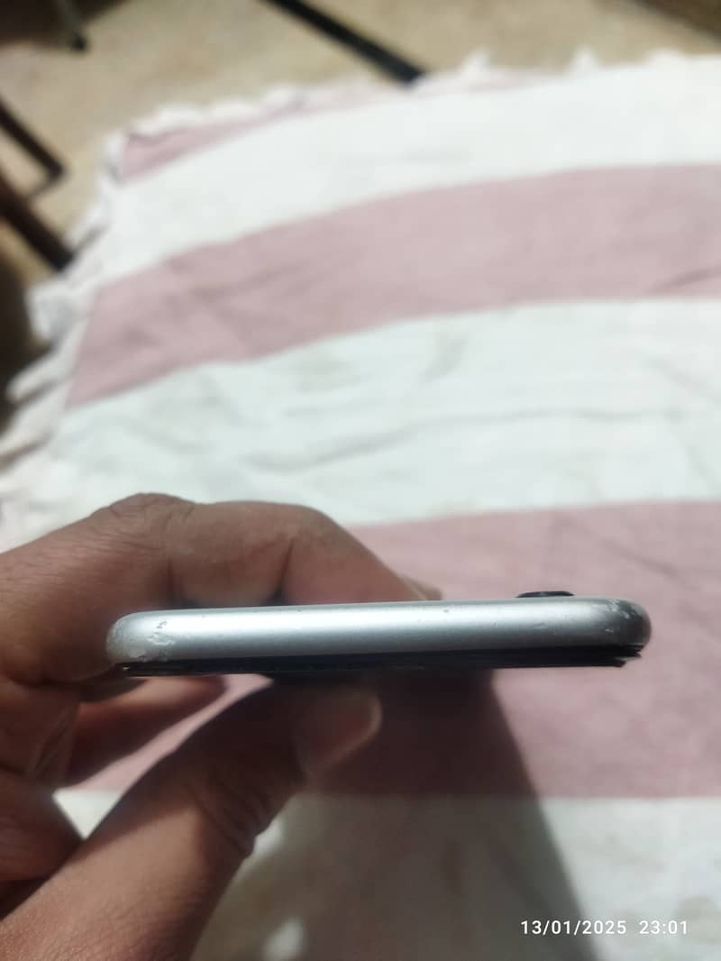 Apple iPhone 6 | 64GB | PTA Approved 6