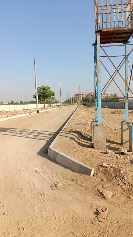 PLOT FOR SALE IN PIR AHMED ZAMAN TOWN 10