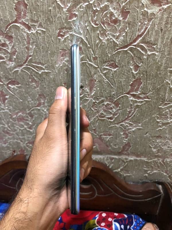 oppo f15 3