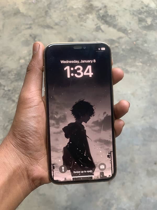 iPhone 12 pro ( exchange possible) 1