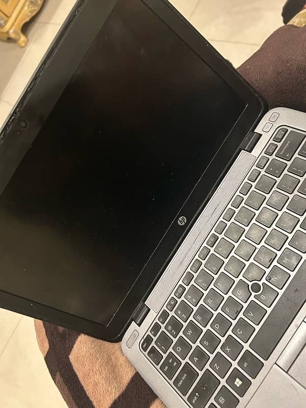 hp i5 5th generation elitebook 8/128 Gb 3