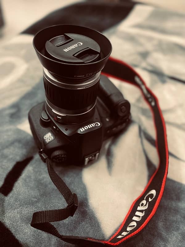 CANON EOS 60D (with lens) 3