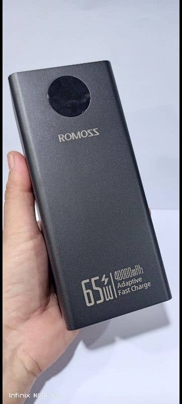 Romooz 40000mah 1