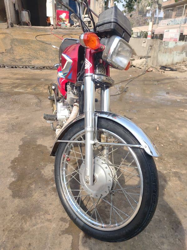 Honda 125 selling 5