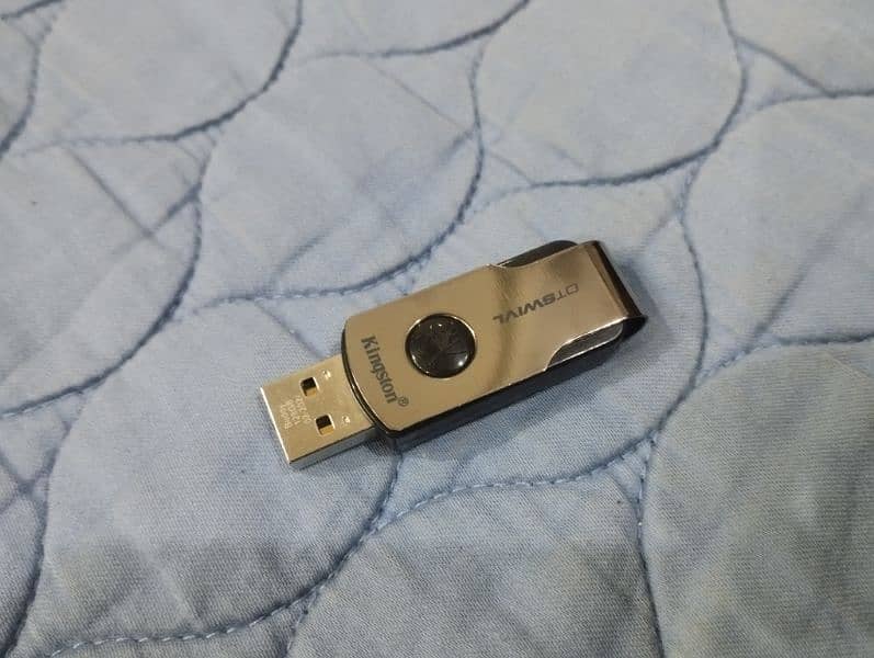 KINGSTON 128GB USB 0