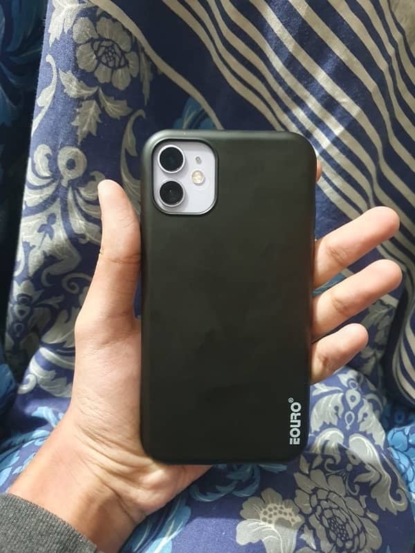 iPhone 11 in good condition 0