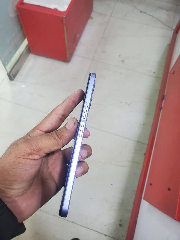 Vivo Y17S 4+4/128 official pta approved 3