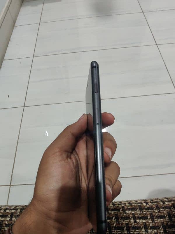 iPhone 8 plus non pta 3