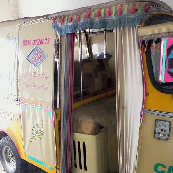 TEZ RAFTAR NEW CONDITION FULL CLEAR RICKSHAW 5