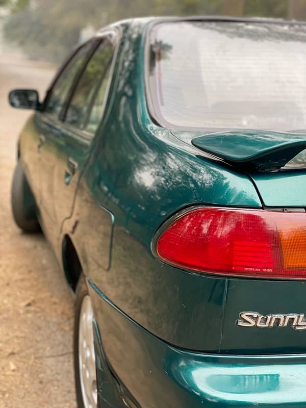 Nissan Sunny 1998 Well Maintained Budget Sedan Car 18