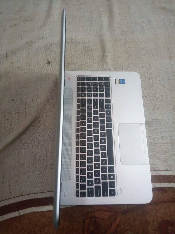 Hp i7 4th gen Touch Screen 8