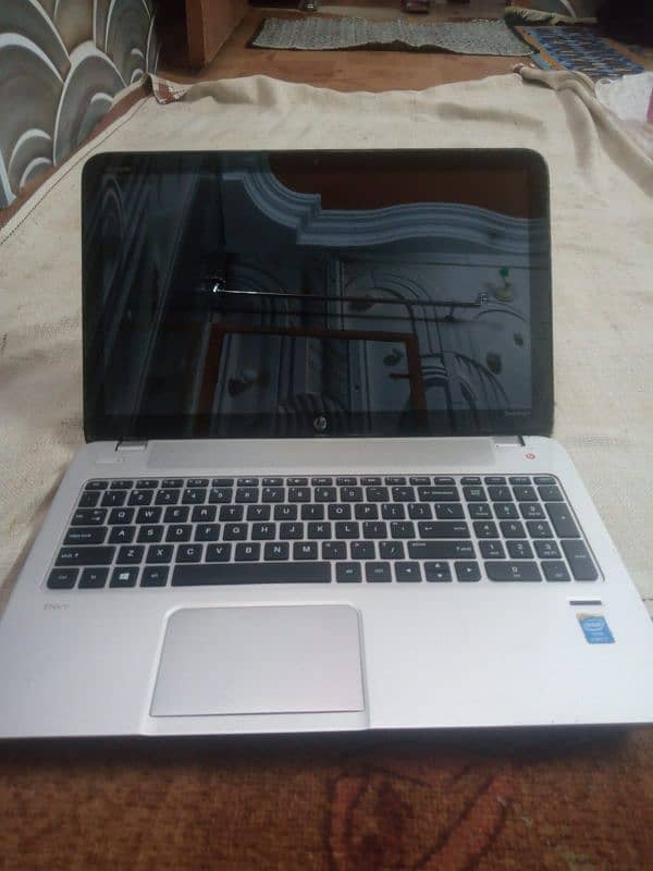 Hp i7 4th gen Touch Screen 10