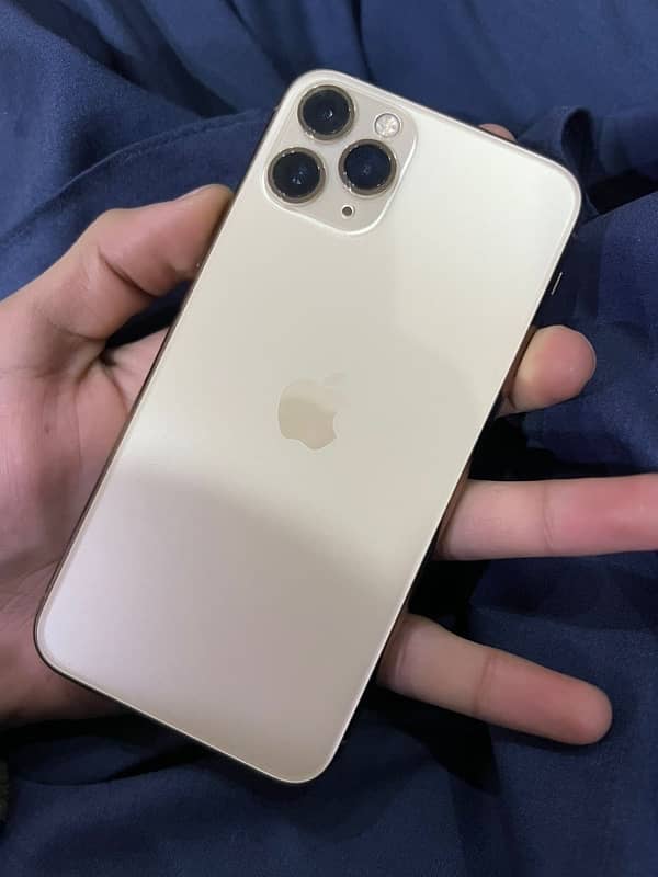 iphone 11 pro 4