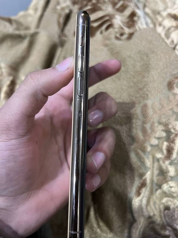 iphone 11 pro 5