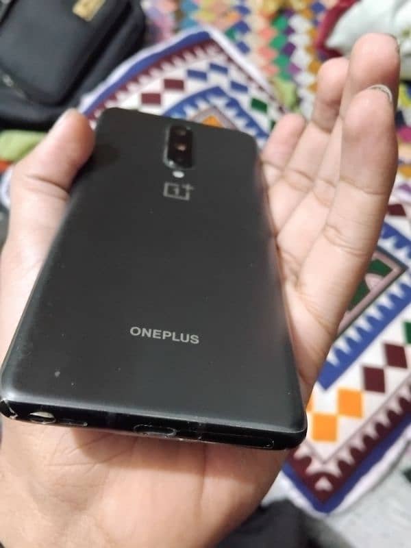 ONE PLUS 8 GLOBAL MODEL 1