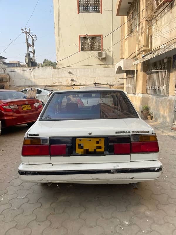 Toyota Corolla 1986 3