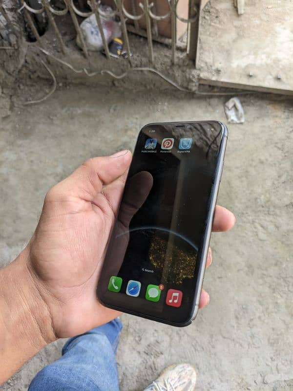 urgent sale iphone 128gb 2