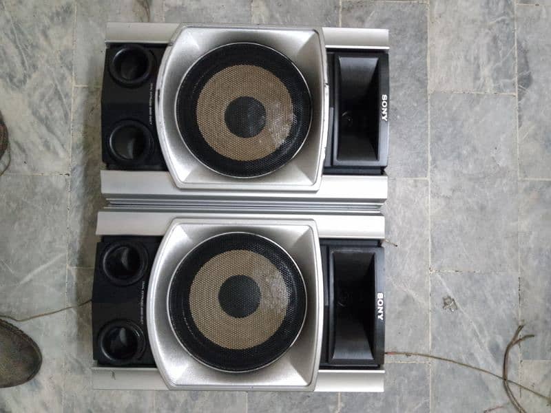 Sony Speakers 7" 1