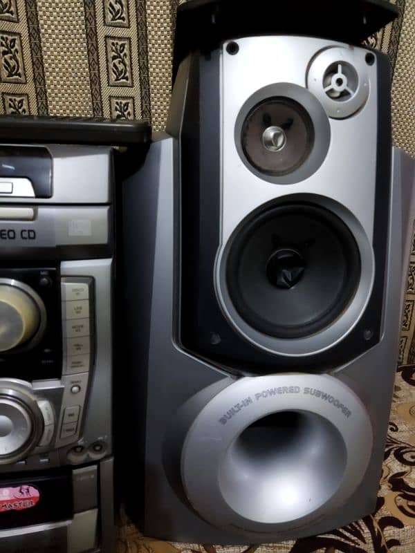 Aiwa sound sistam 4