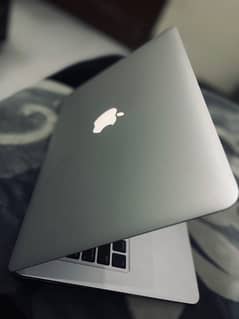 MacBook