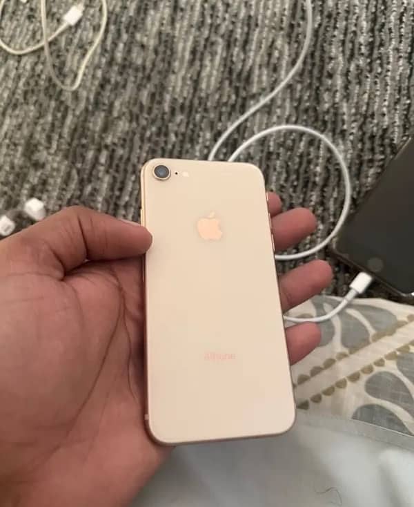 Iphone8 64GB PTA 1