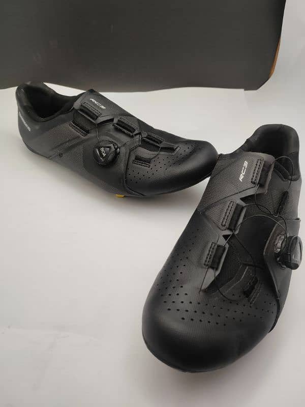 Bicycle Shoes Shimano 4