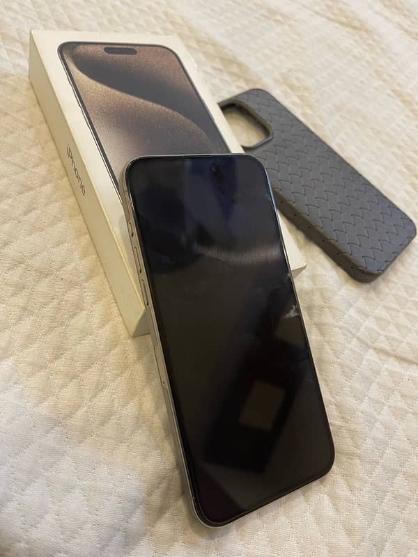 iPhone 15promax (NoN PTA) 1