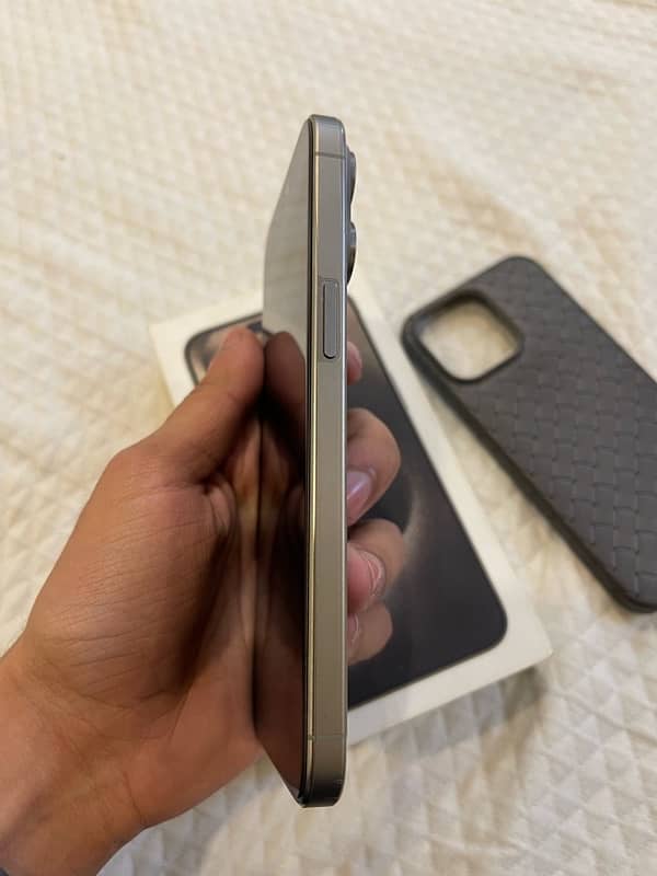 iPhone 15promax (NoN PTA) 5