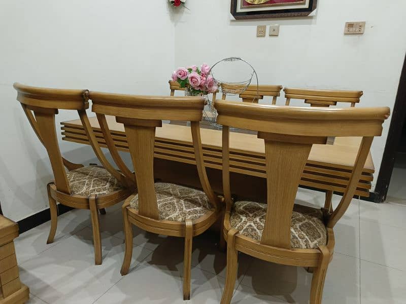 Dinning table 4