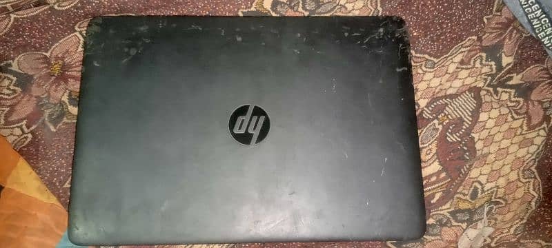 Hp elite book 840 ok he screen toot gae market se mil jaye ge 5000 tk 2