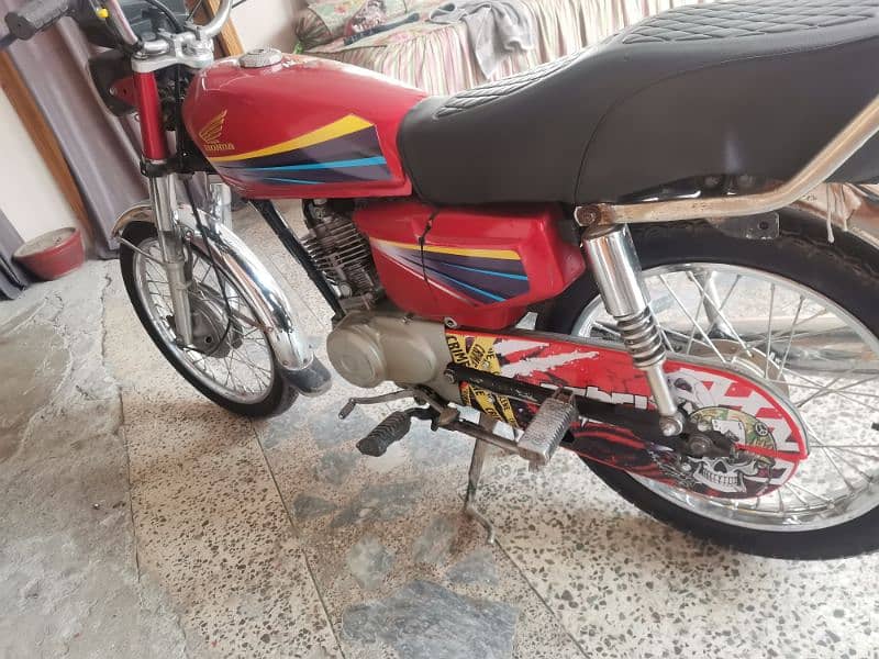 honda 125 2009 model 10 register red 3