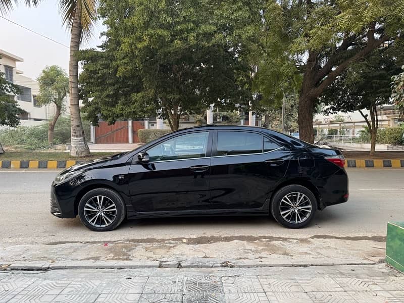 Toyota Altis Grande 2019 6