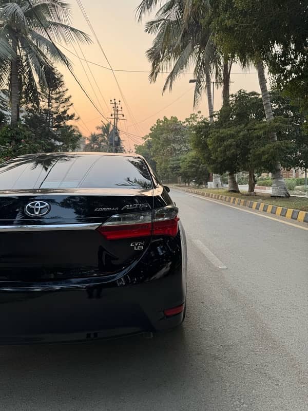 Toyota Altis Grande 2019 9