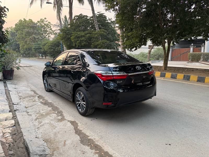 Toyota Altis Grande 2019 10