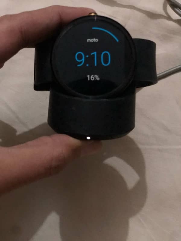 Motorola Moto 360 Smart Watch 5