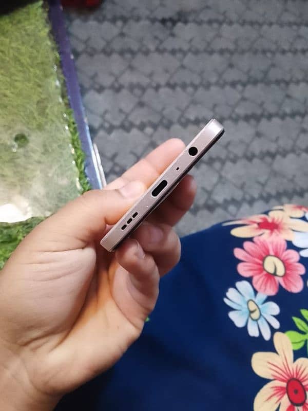 OPPO F21 RO 4