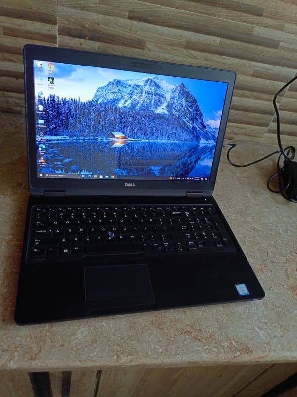 Dell Laptop 0