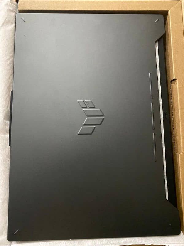 Asus TUF A15 Rtx 4060 8gb 140tdp 512gb 16gb ram gaming laptop 7