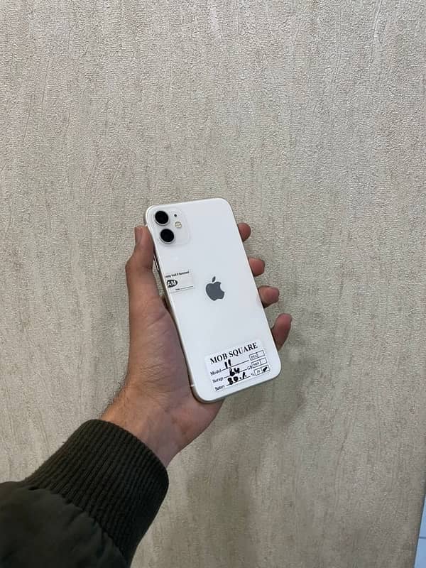 iPhone 11 2