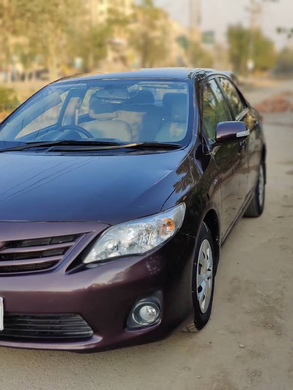 Toyota Corolla GLI 2012 orgnal coler 2