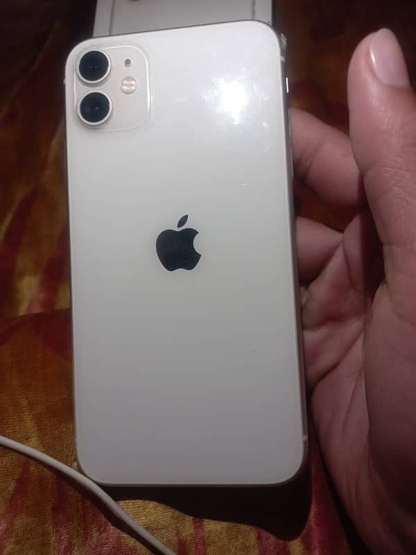 iPhone 11 non PTA 64 gb 3