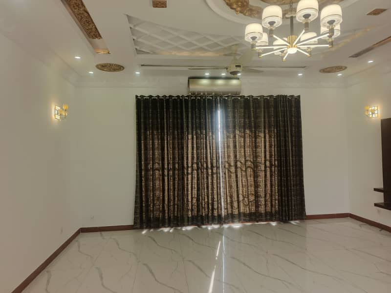 One kanal upper portion available for rent in DHA phase 6 0