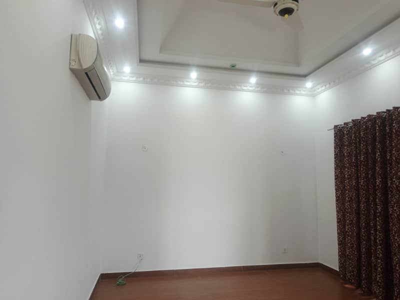 One kanal upper portion available for rent in DHA phase 6 1