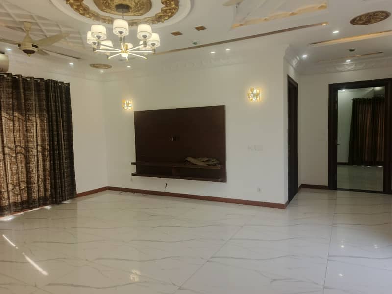 One kanal upper portion available for rent in DHA phase 6 14