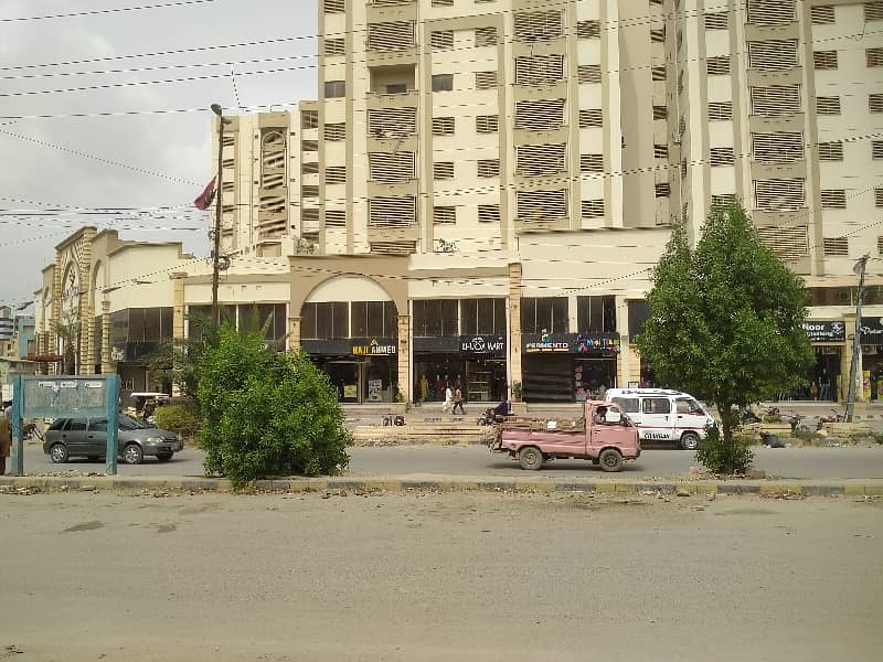 Shop Is Available For Rent Block 4 800 Square Feet Gulistan-E-Jauhar 8