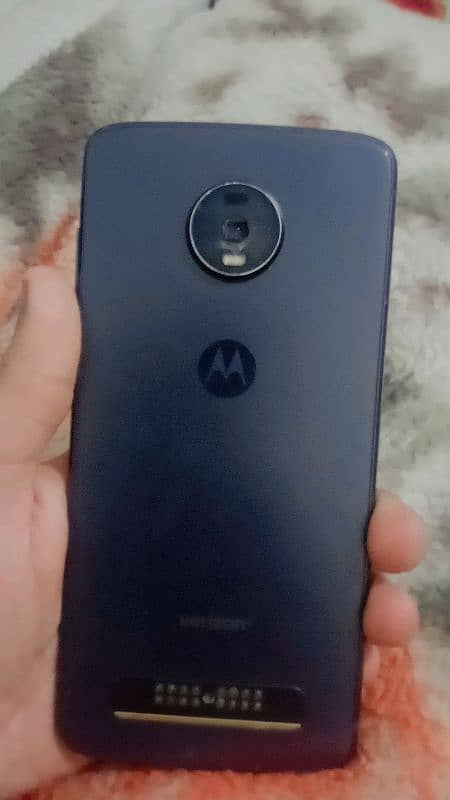 moto Z4 5