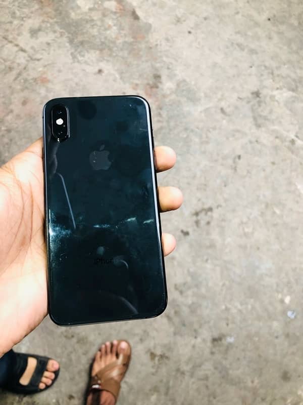 iPhone XS 4