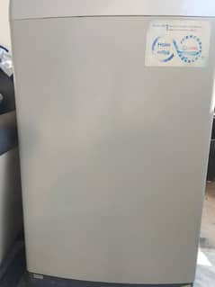 HAIER FULLY AUTOMATIC WASHING MACHINE